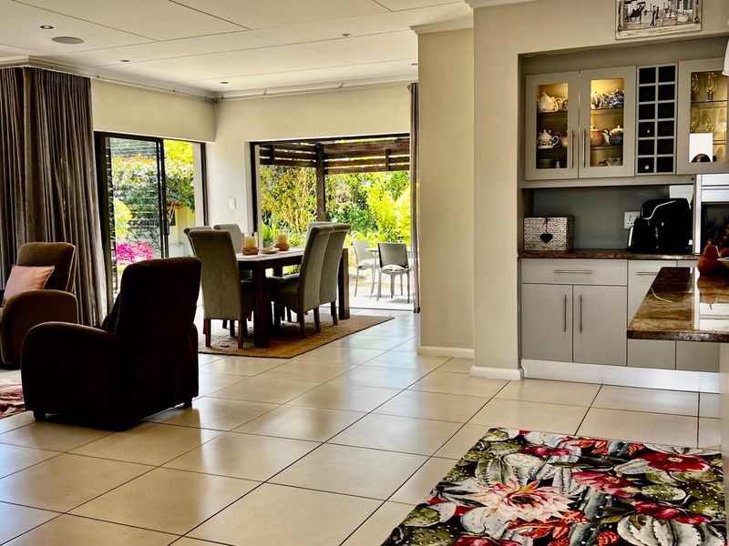 MODERN, LOW-MAINTENANCE LIVING IN THE EXCLUSIVE EARLS COURT LIFESTYLE ESTATE, GEORGE - Photo 5