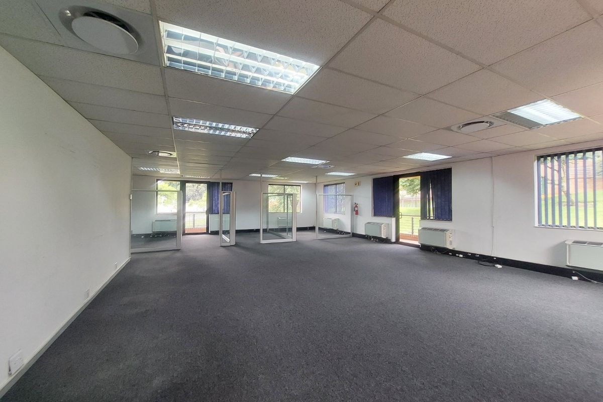 Stunning First-Floor Office Suite in the Highly Sought-After Bryanston Node - Photo 4