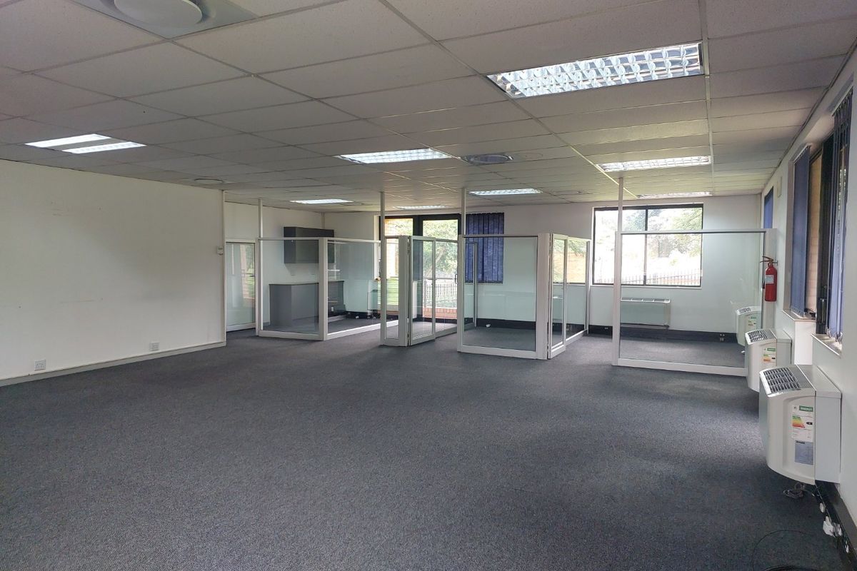 Stunning First-Floor Office Suite in the Highly Sought-After Bryanston Node - Photo 5