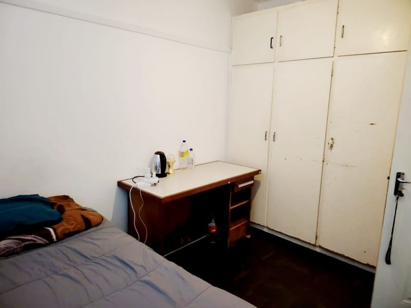 3 Bedroom Apartment for Sale in Quigney  - Photo 7