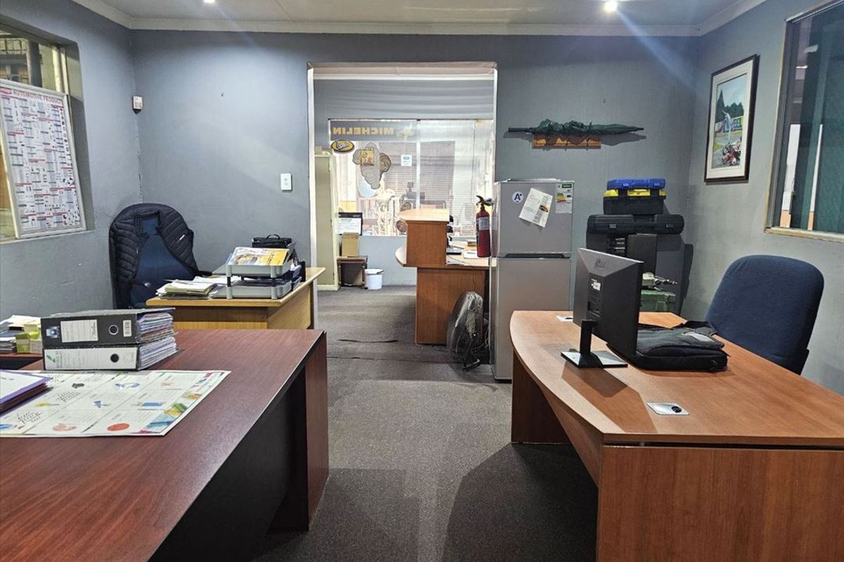 Exceptional Secure Commercial Business Hub - Photo 3