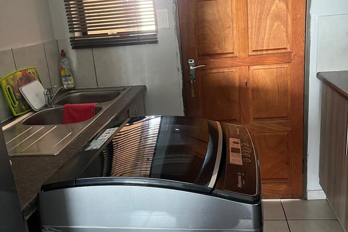 An apartment with 2 bedroom and 2 bathroom - Photo 2