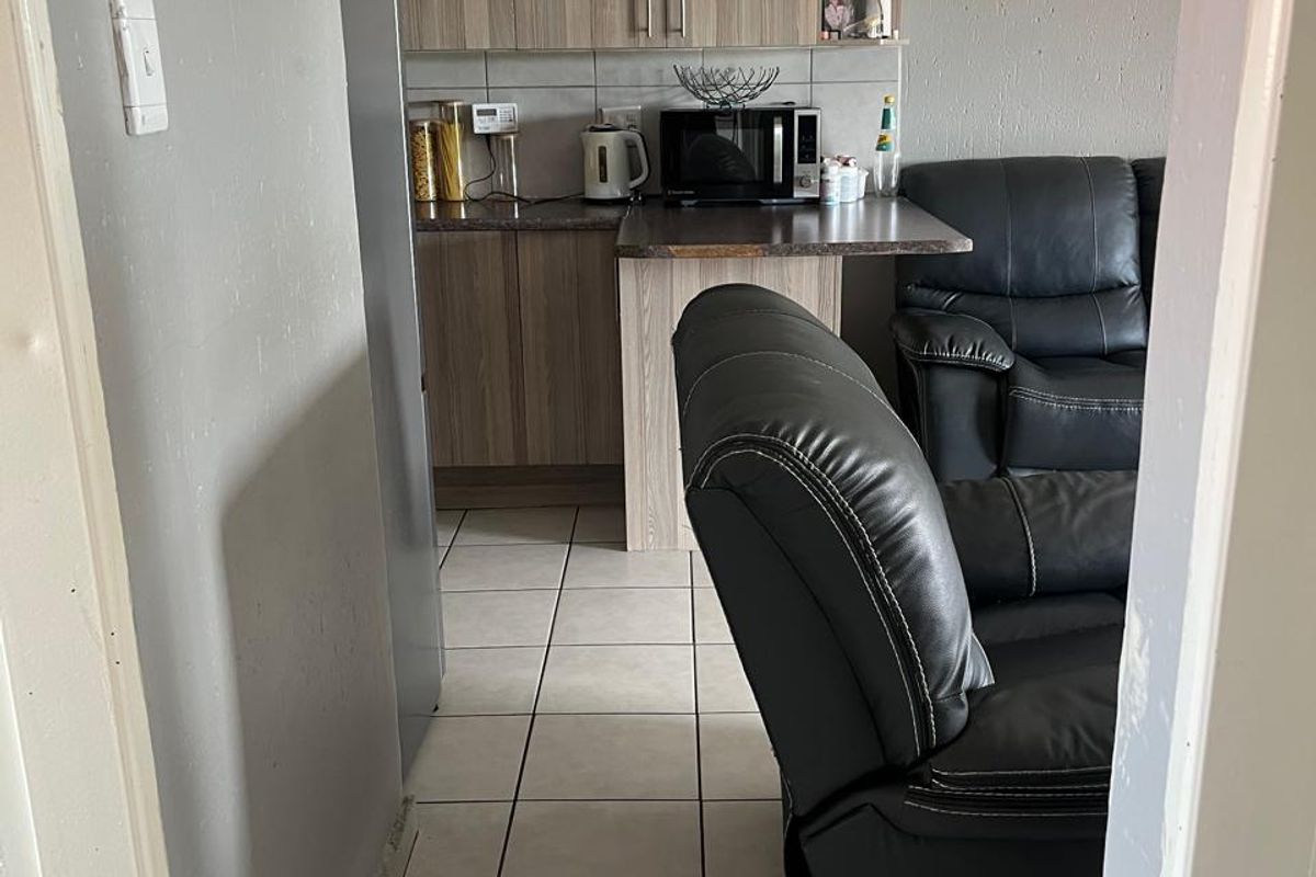 An apartment with 2 bedroom and 2 bathroom - Photo 3