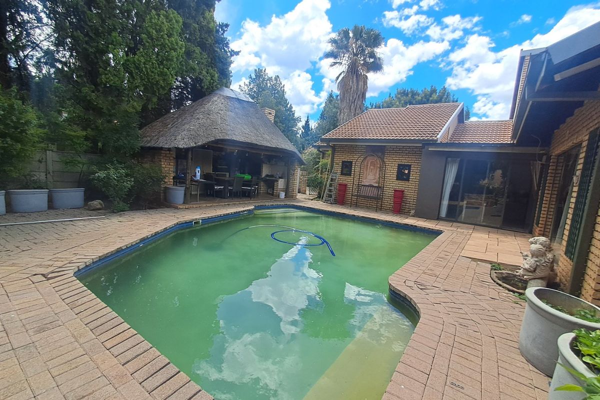 4 Bedroom house in Flamwood - Photo 4