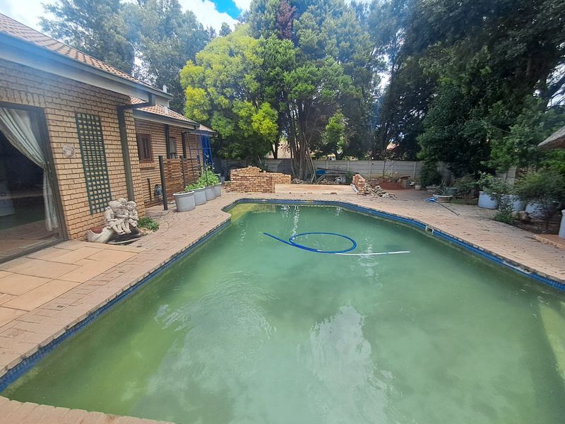 4 Bedroom house in Flamwood - Photo 3