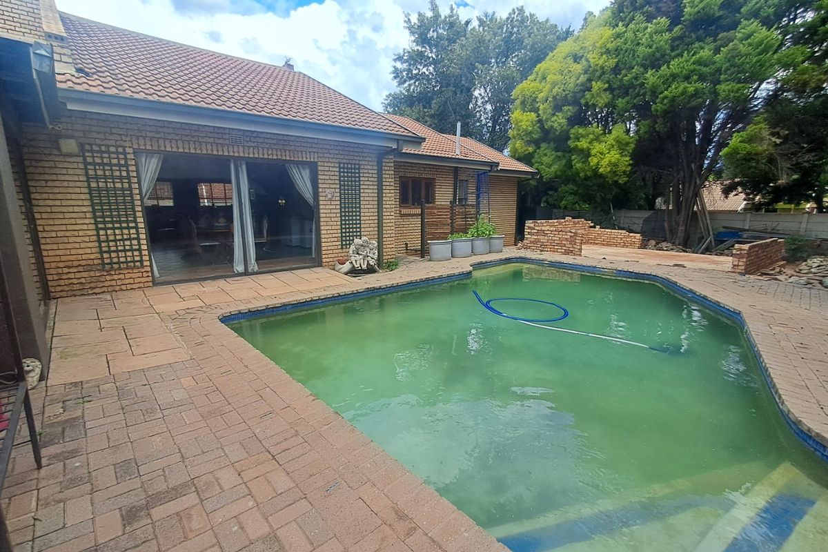 4 Bedroom house in Flamwood - Photo 2