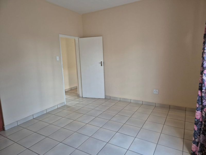 2-Bedroom Flatlet for sale in Flamwood - Photo 9