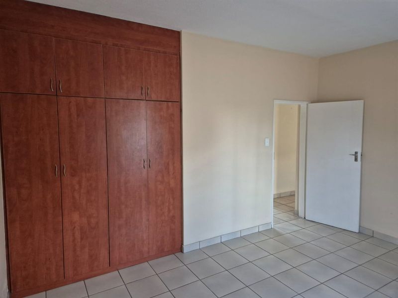 2-Bedroom Flatlet for sale in Flamwood - Photo 8