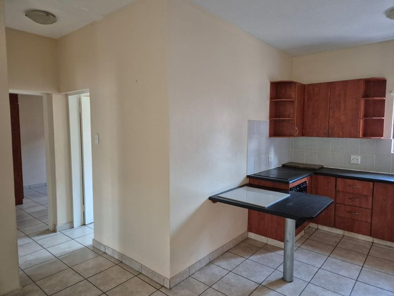 2-Bedroom Flatlet for sale in Flamwood - Photo 7