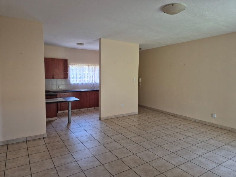 2-Bedroom Flatlet for sale in Flamwood - Photo 4