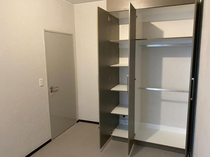 2 Bedroom Garden Apartment with Appliances for Rent in Broadacres - Photo 6