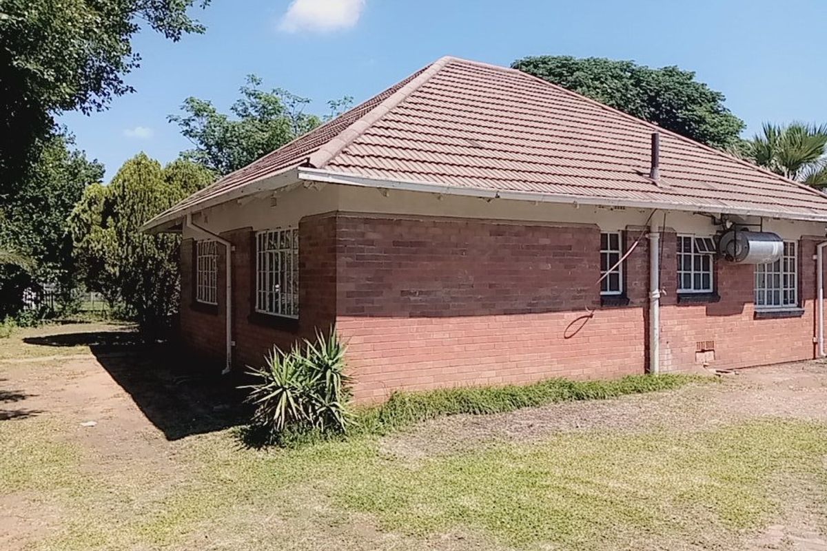 Steal of a Deal! 3-Bedroom Home in Vierfontein South – Only R240,000 - Photo 2