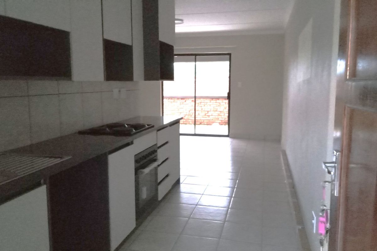 REAL ESTATE SERVICES WELCOMES YOU TO A NEW LISTING  - Photo 5