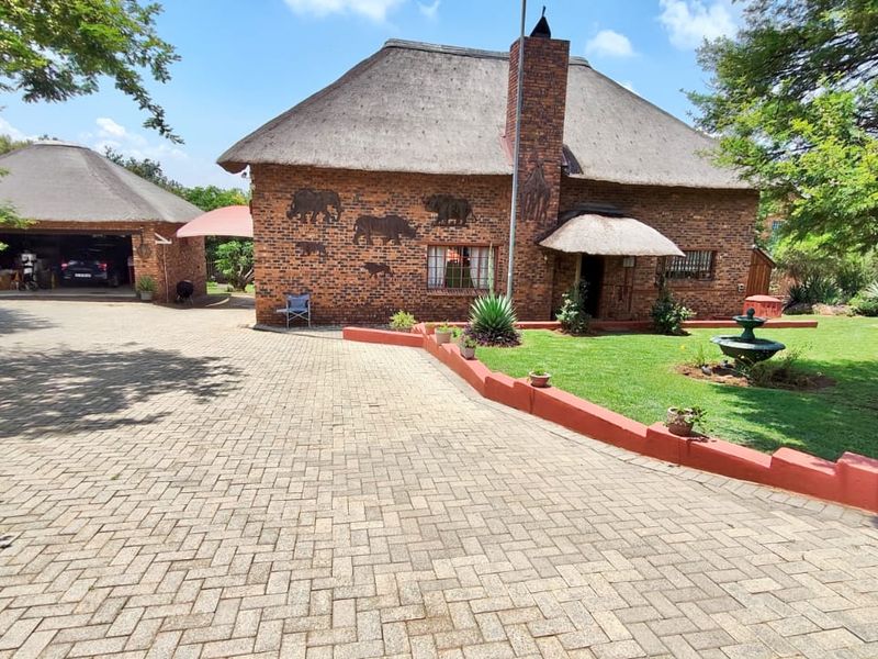 Discover this spacious 1543sqm property in Vaal Marina,  - Photo 6