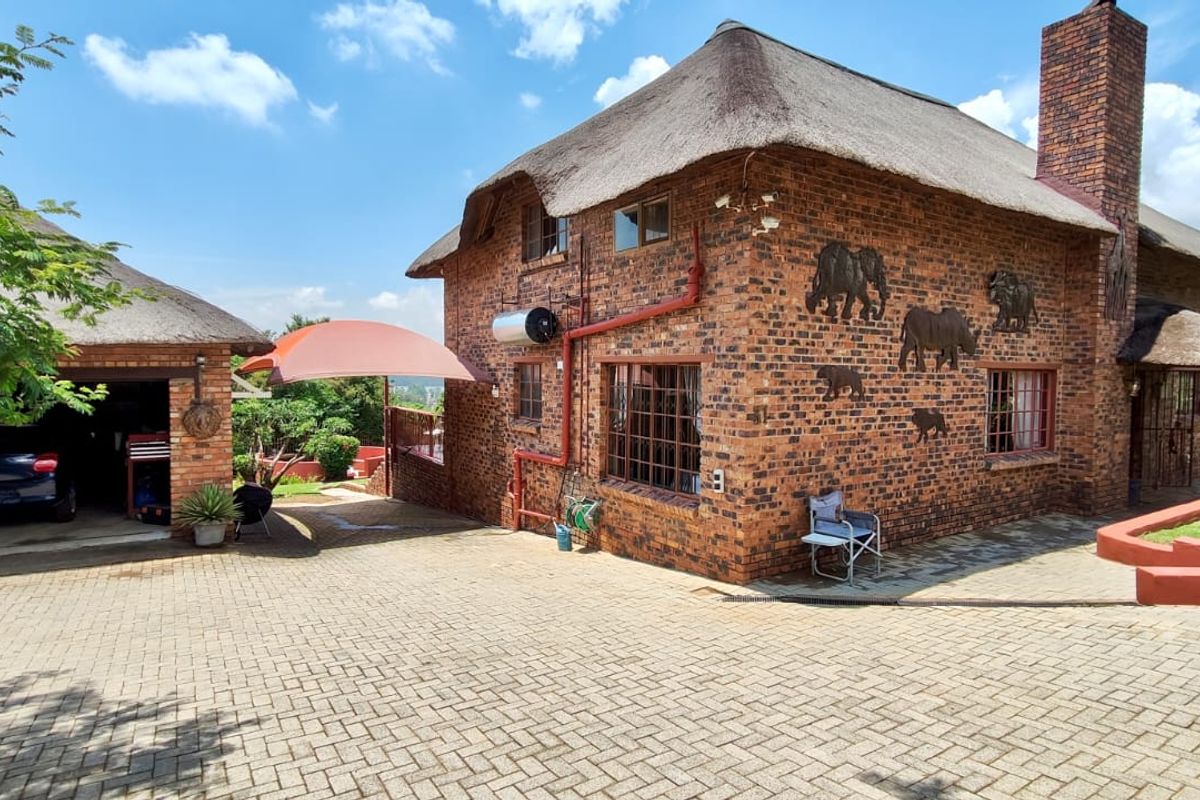 Discover this spacious 1543sqm property in Vaal Marina,  - Photo 5