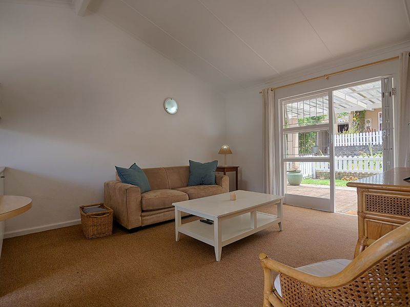 Cute as a Button! Move in Ready !  - Photo 5