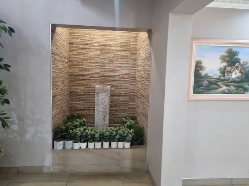 DIOUBLE STORY 4 BEDROOM FREESTANDING HOUSE IN FLORA PARK POLOKWANE  - Photo 7