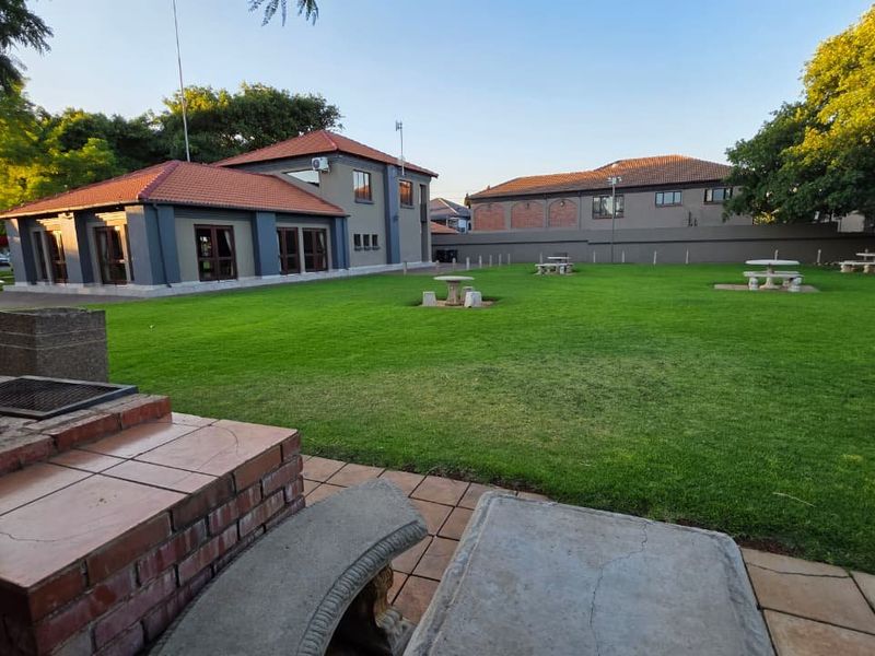 Spacious Family Home in Secure Estate - Photo 9