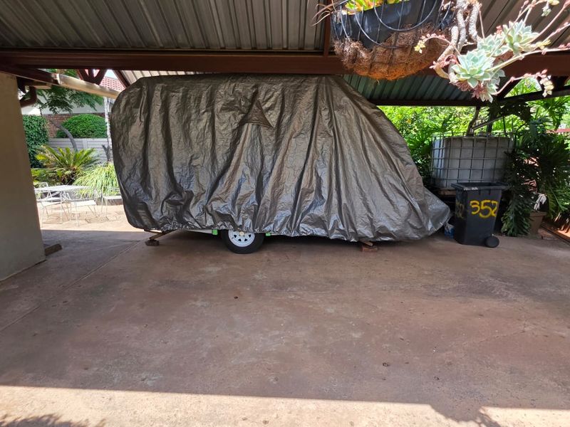 Exceptional Entertainer’s Home with Luxury Features - Photo 9