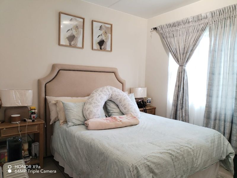 2-bedroom and 1-bathroom ground-floor apartment  - Photo 10