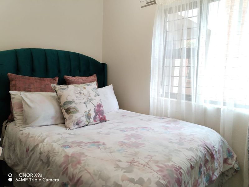 2-bedroom and 1-bathroom ground-floor apartment  - Photo 8