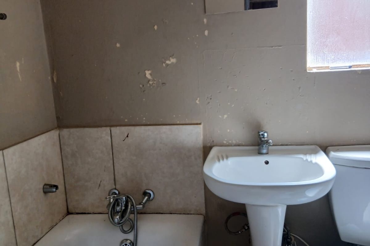 2 Bedroom Apartment in Jabulani Manor - Photo 5