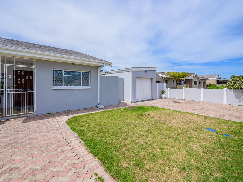 3-Bedroom Home for sale in Rowallan Park - Photo 3