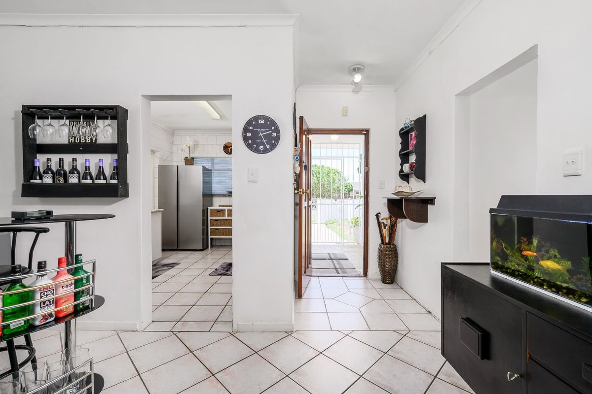 3-Bedroom Home for sale in Rowallan Park - Photo 5