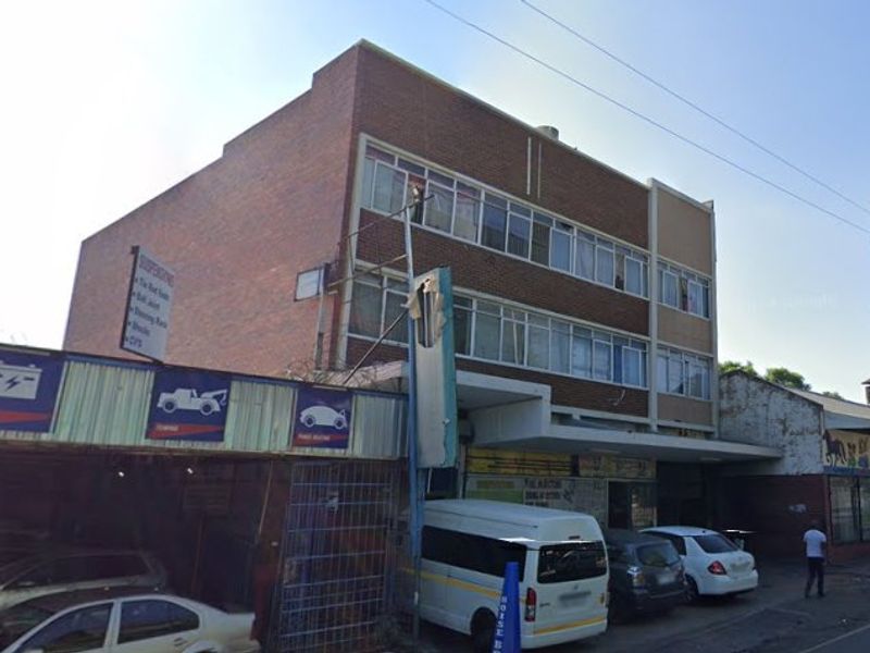 Retail and Residential Mixed building in Pretoria CBD 13% ROI - Photo 1