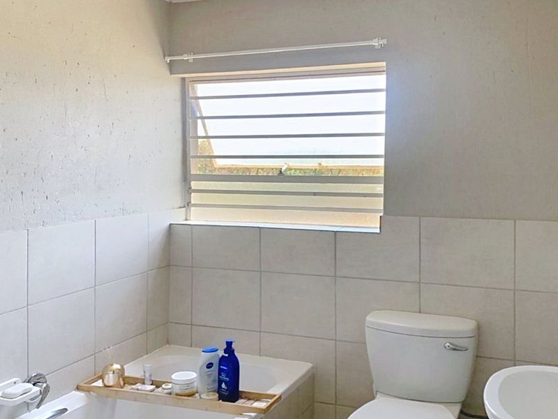 2 Bedroom Apartment For Sale – Wilgeheuwel, Roodepoort, Gauteng - Photo 10