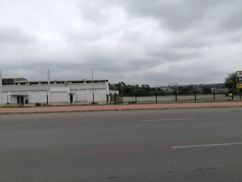 4750 SQUARE METERS COMMERCIAL BUSINESS PROPERTY FOR RENTAL - Photo 7