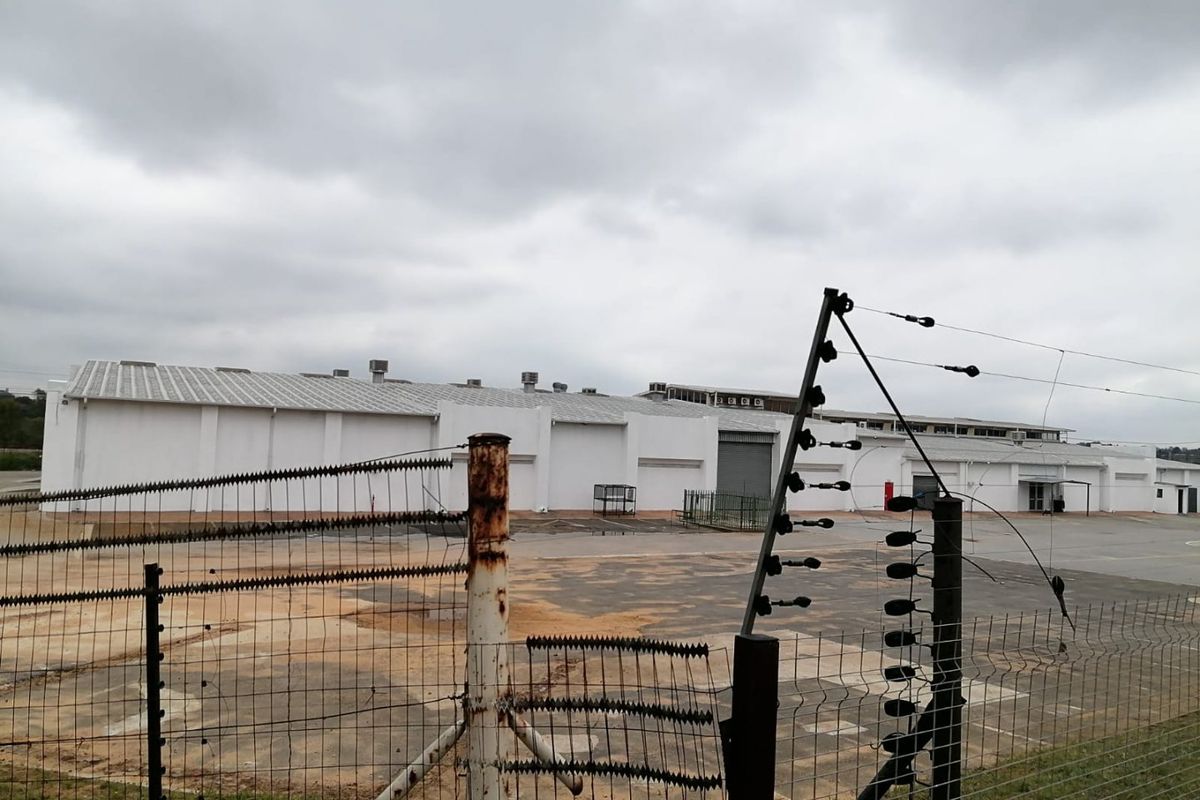 4695 SQUARE METERS COMMERCIAL BUSINESS PROPERTY FOR RENTAL - Photo 3