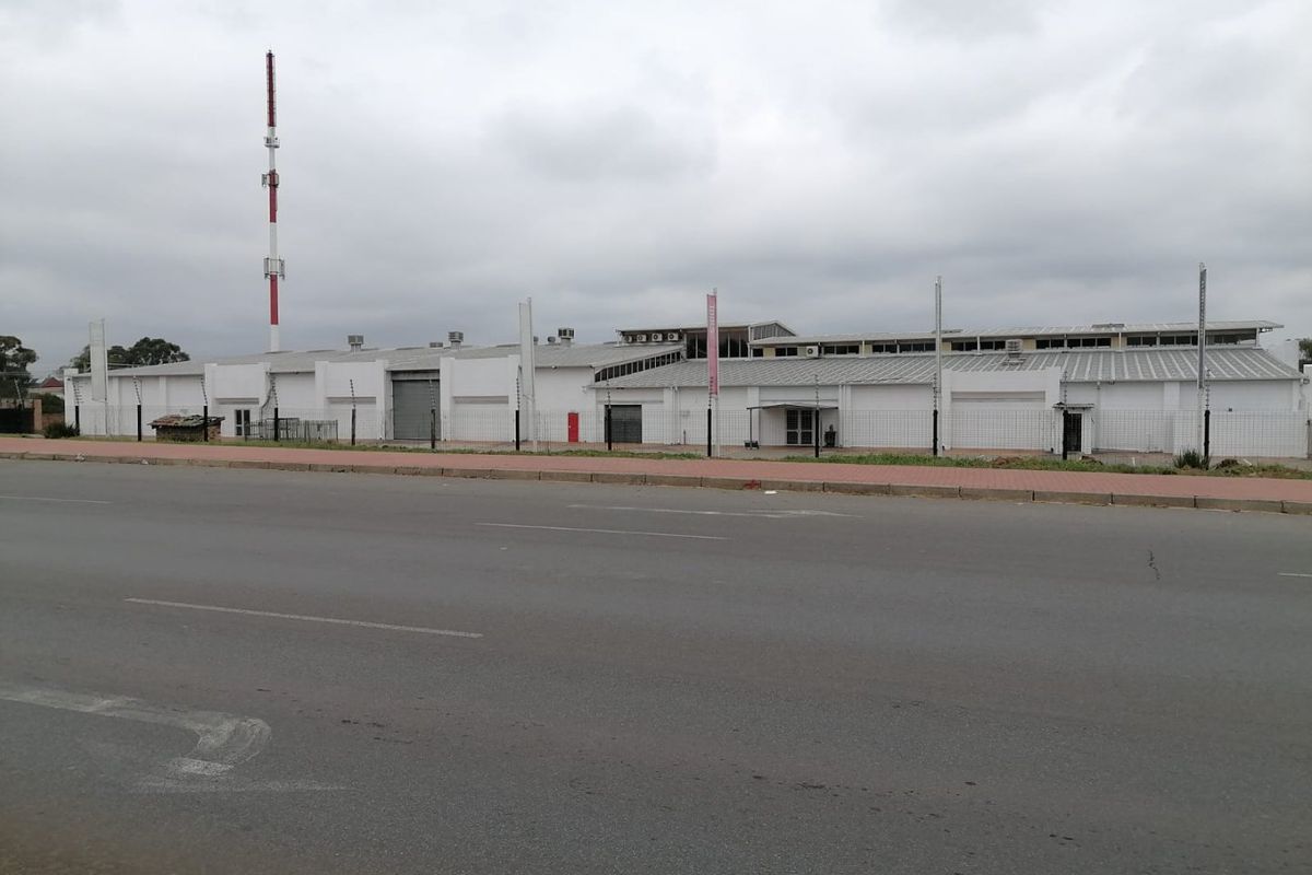 4695 SQUARE METERS COMMERCIAL BUSINESS PROPERTY FOR RENTAL - Photo 5