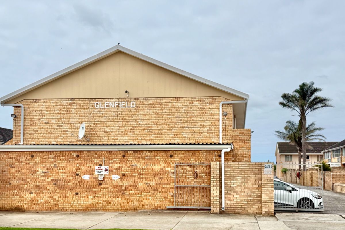 Neat, secure an very spacious  - Photo 4