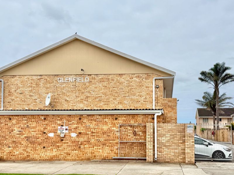 Neat, secure an very spacious  - Photo 4