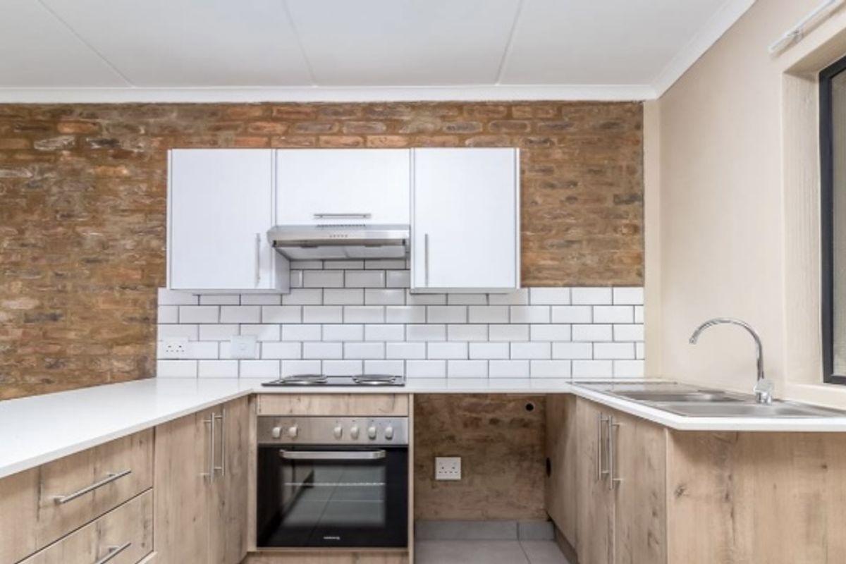 Nice and cozy secure Duplex - Photo 3