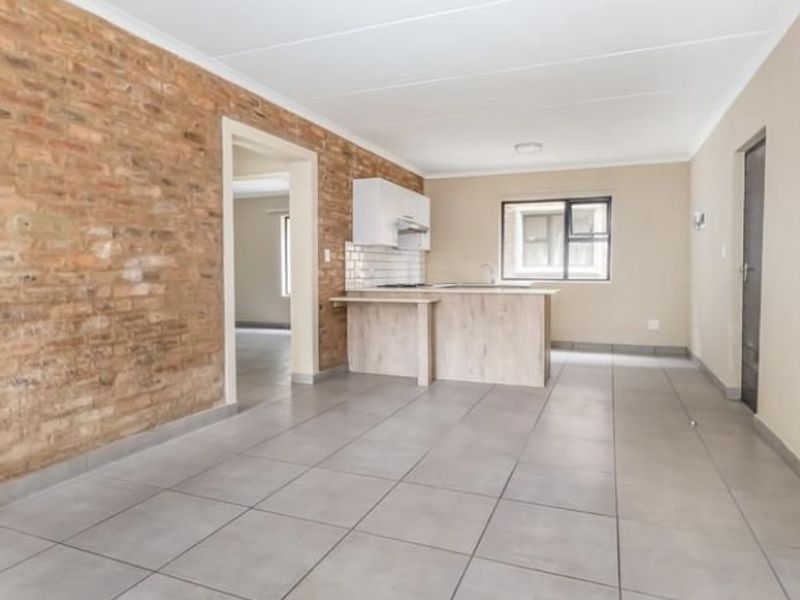 Nice and cozy secure Duplex - Photo 5