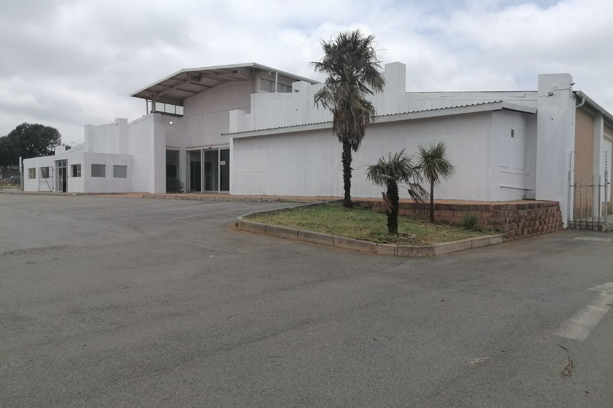 4800 SQUARE METERS COMMERCIAL BUSINESS PROPERTY FOR RENTAL - Photo 3