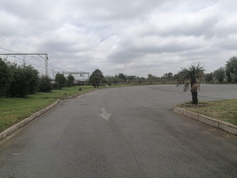 4800 SQUARE METERS COMMERCIAL BUSINESS PROPERTY FOR RENTAL - Photo 9