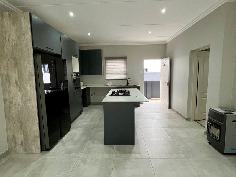 2Bedroom 2Bathroom Apartment for rent  - Photo 3