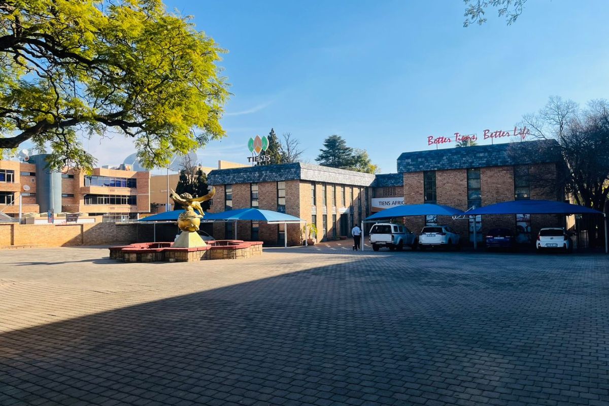 Prime Commercial Building For Sale in Ferndale - Photo 5