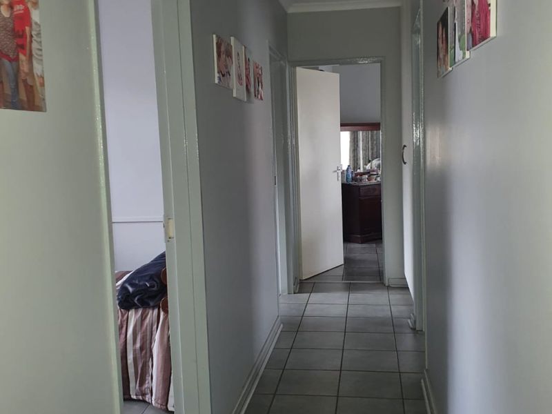 Elegant 3 Bedroom Townhouse in Secure Gated Community - Photo 7