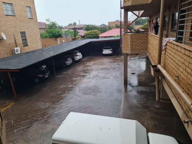 2 Bedroom Apartment - Photo 5