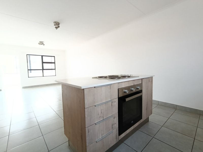 2 Bed Apartment in Glen Marais for Rent - Photo 3