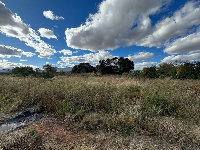 Industrial property - Photo 2