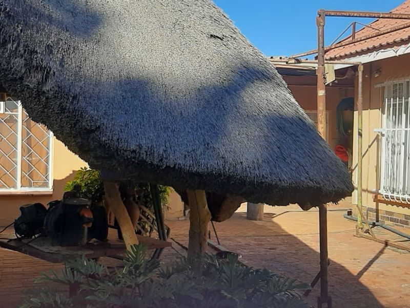 Charming 3-Bedroom Family Home with Flatlet & Pool – Priced to Sell! - Photo 10