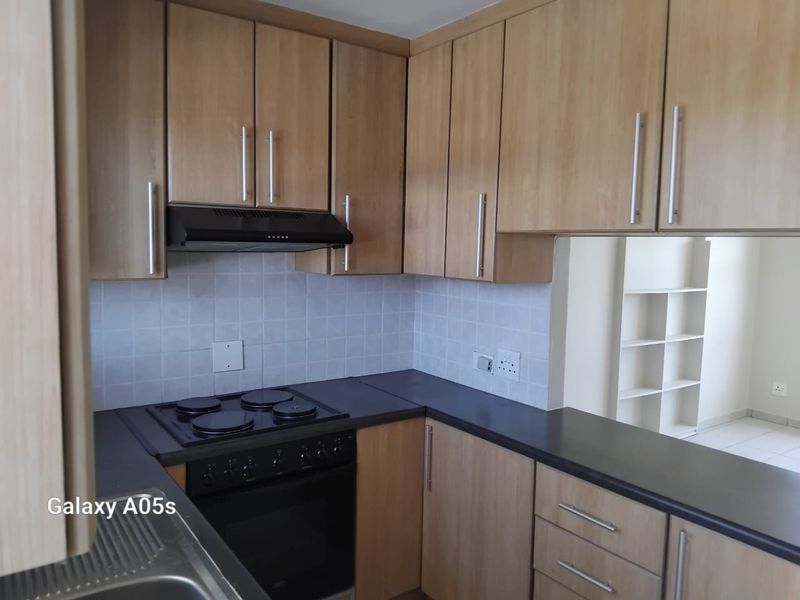 Immaculate 3 Bed  unit in Eikehof - Photo 4