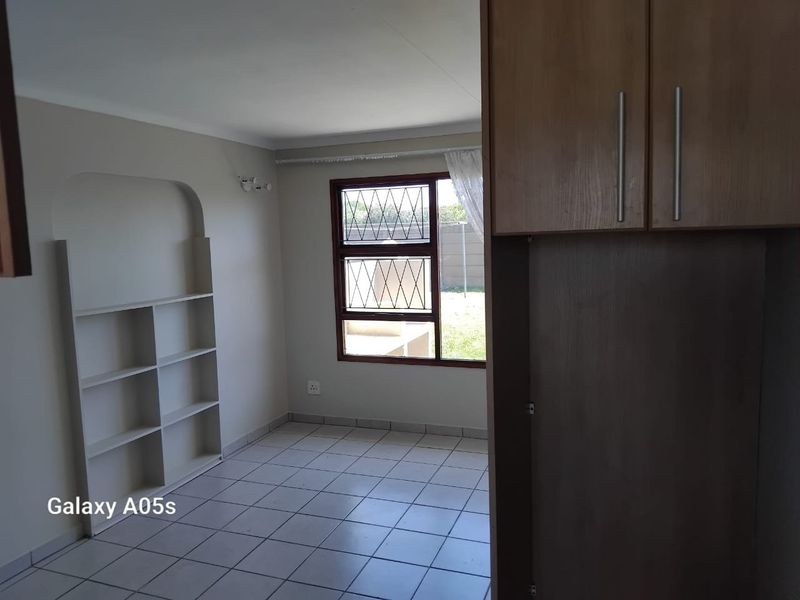 Immaculate 3 Bed  unit in Eikehof - Photo 7
