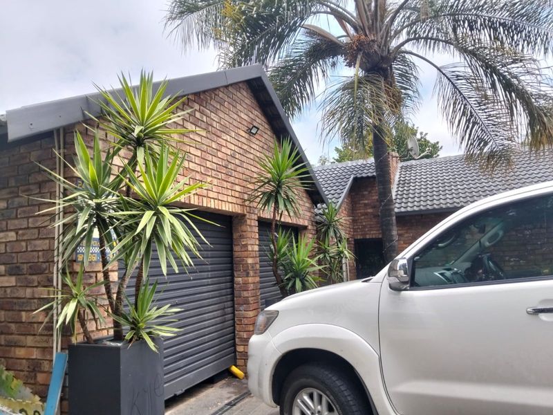 3 Bedroom house for Sale in Wierda Park - Photo 10