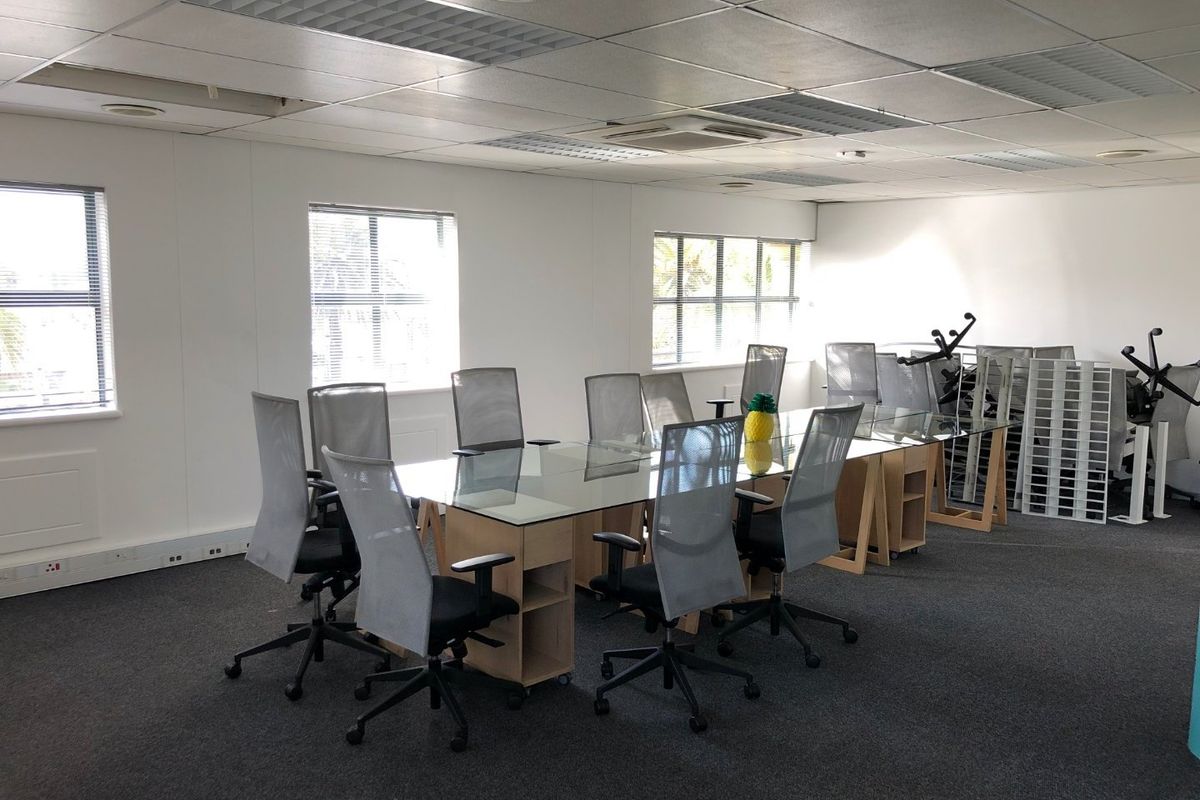 Versatile Commercial Space To Entertain - Photo 4